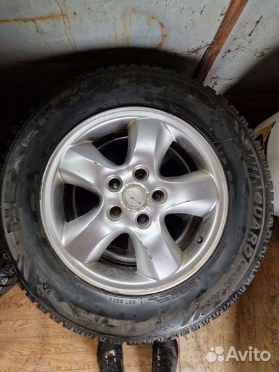 Nexen 215 65 16 зимние