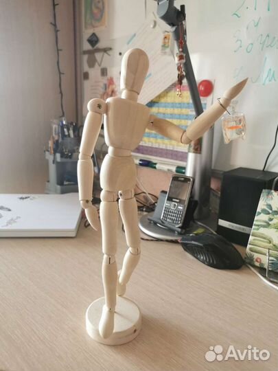 Гестальта деревянный человек