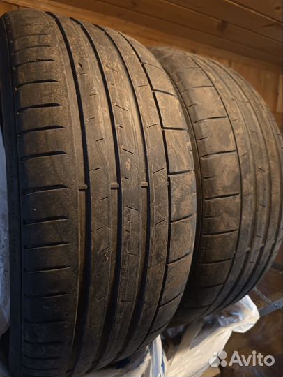 Pirelli P Zero PZ4 235/45 R18 94Y