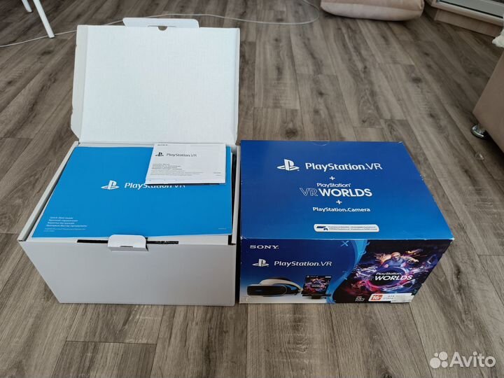 Playstation VR + PS camera + 2 x PS move