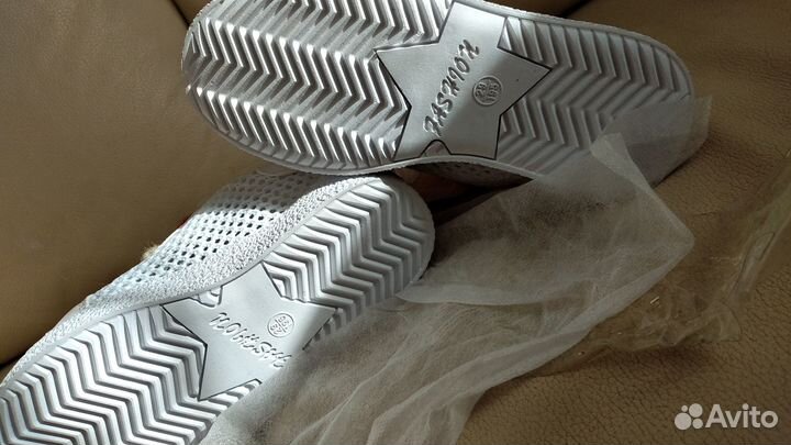 Кеды новые р.26 и 27 на липах