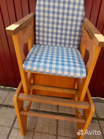 Стульчик для кормления