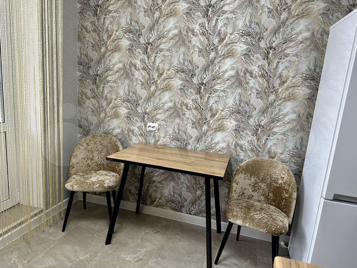 1-к. квартира, 33 м², 4/10 эт.