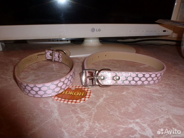 Поводки,ошейники,шприц,миски