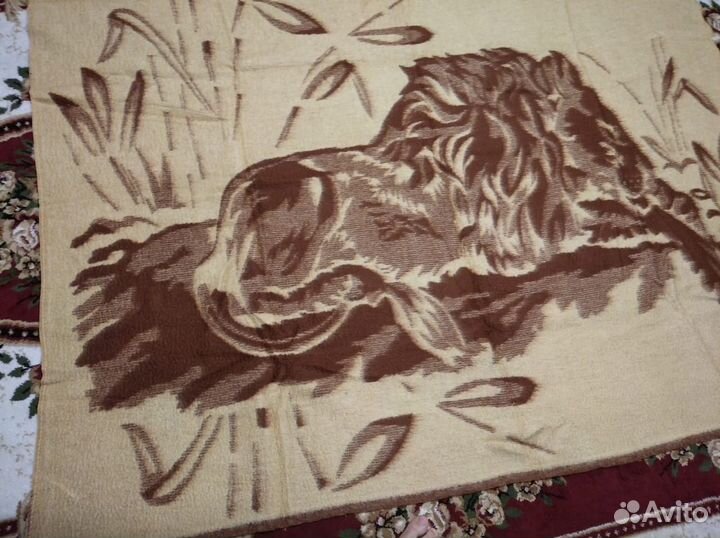 Одеяло шерстяное