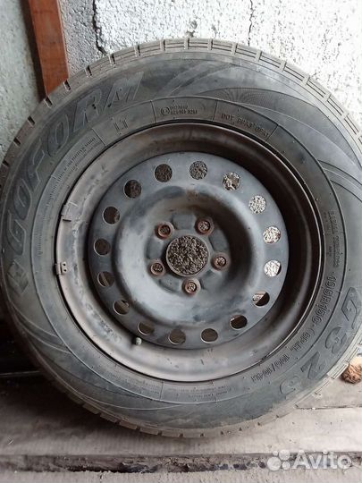 4 колеса с дисками R-15, колпаки в подарок