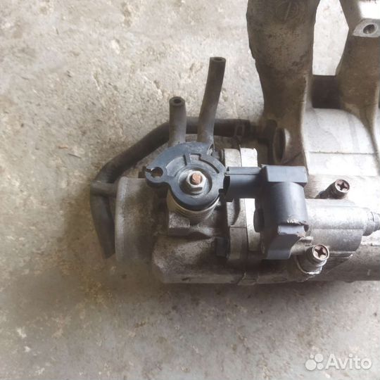 Впускной коллектор Kia Rio 2