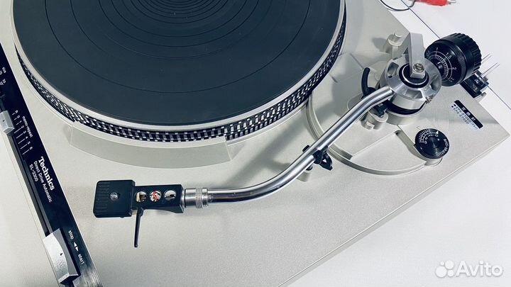 Technics SL-3300. Виниловый проигрыватель