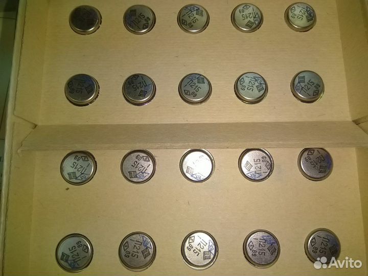 П215 транзистор германиевый (50шт)