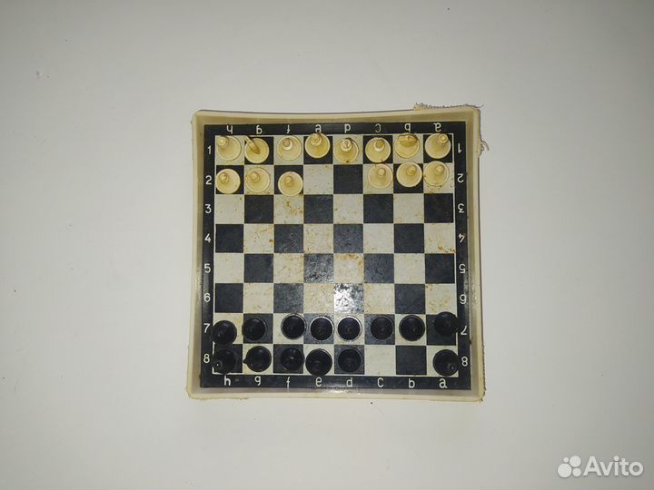 Магнитные шахматы