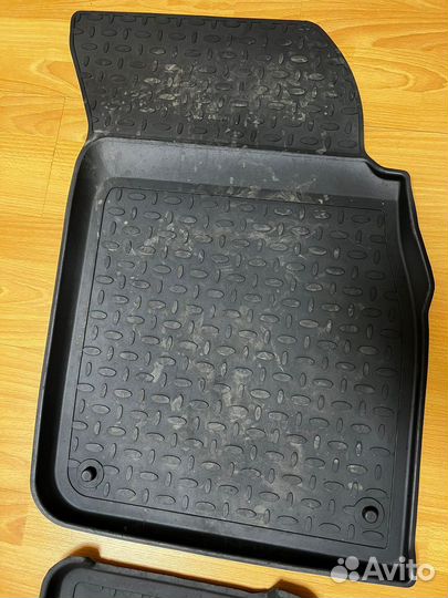 Коврики резиновые в салон Audi Q7 4M