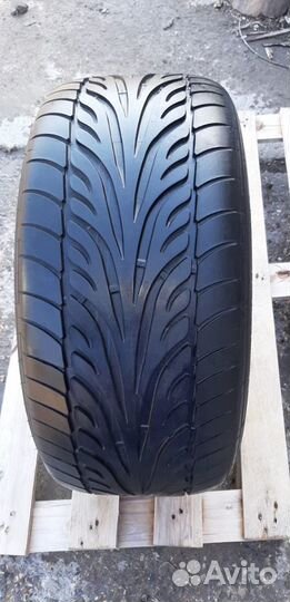 285/40r18