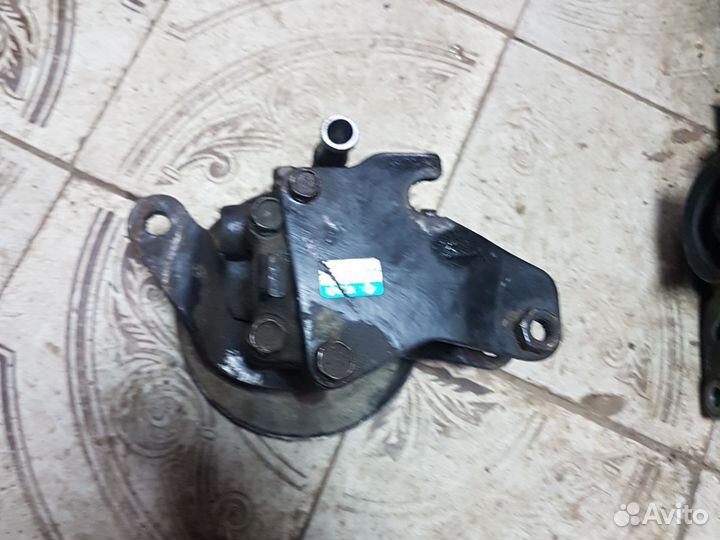 Насос гур Nissan Terrano II (R20) 2.7 D