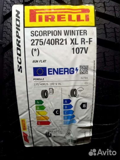 Pirelli Scorpion Winter RFT 275/40 R21 107V