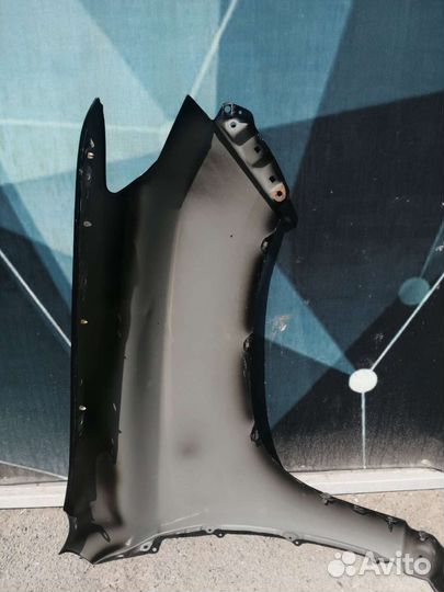 Крыло Toyota land cruiser prado 150 переднее левое