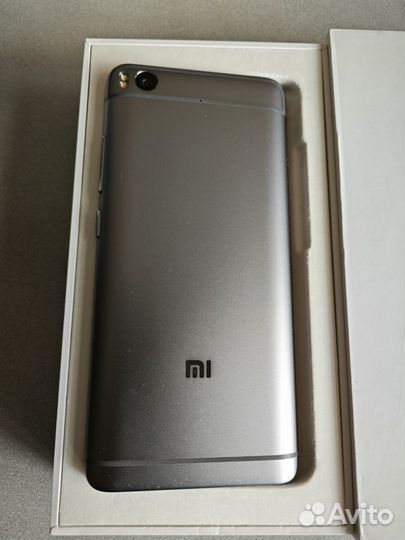 Xiaomi Mi 5S, 3/64 ГБ