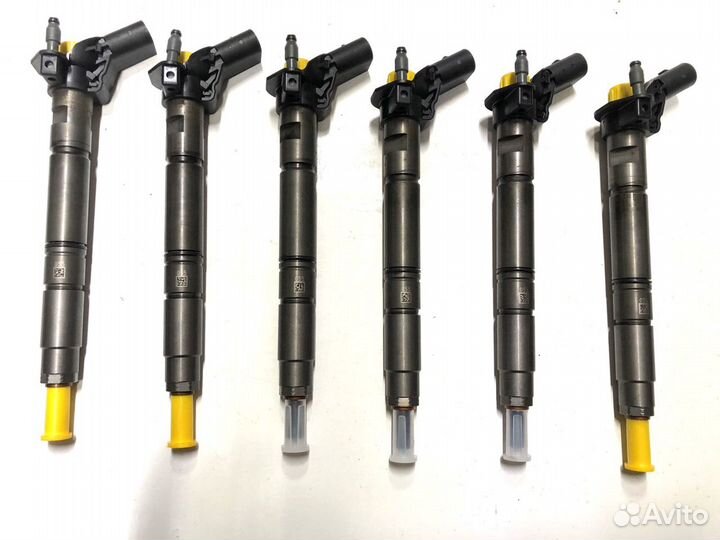 Форсунка Volkswagen Touareg 7P 3.0 TDI 2015