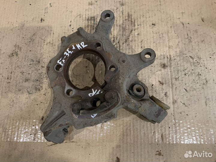 Кулак поворотный задний левый правый Infiniti FX35