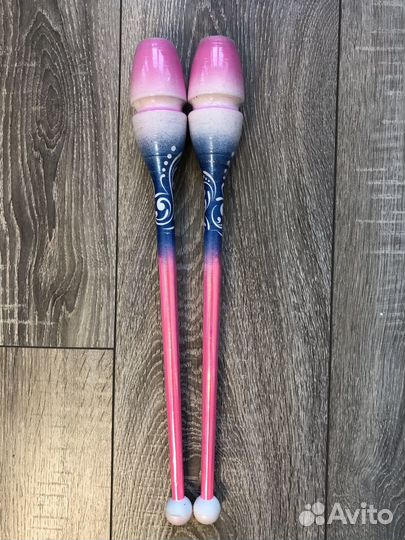 Аэрография обручей и булав