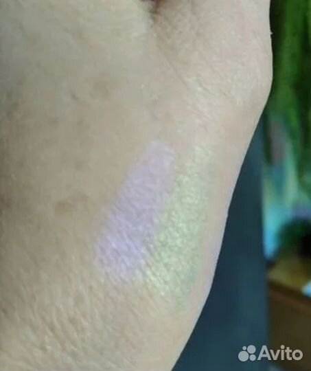 Тени для век