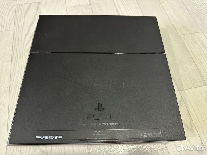 Sony PlayStation 4 fat прошитая 9.00 + игры