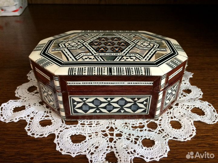 Шкатулка для украшений