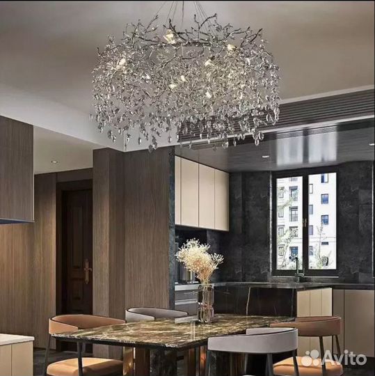 Люстра хрустальная новая