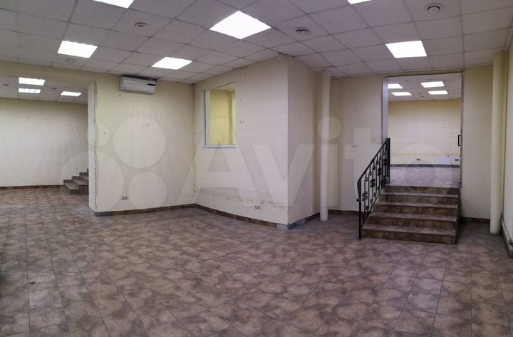 Сдам торговое помещение, 135 м²