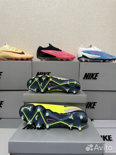 Футбольные бутсы nike phantom gx