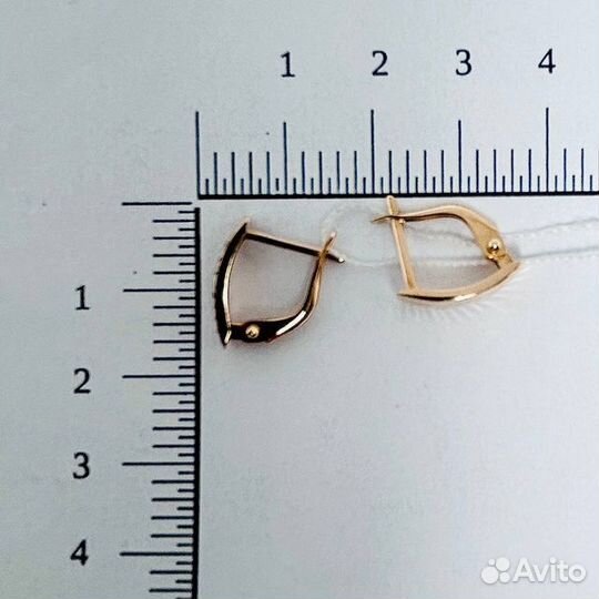 Золотые серьги