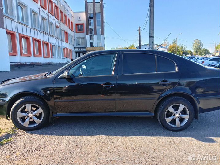 Skoda Octavia 1.6 МТ, 2008, 225 000 км