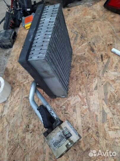 Радиатор кондиционера Volkswagen Bora 2001