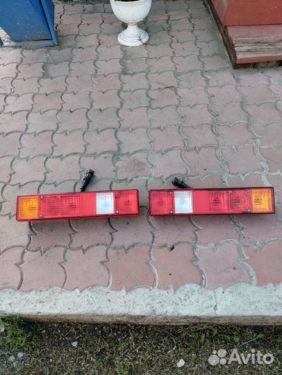 Задние фонари
