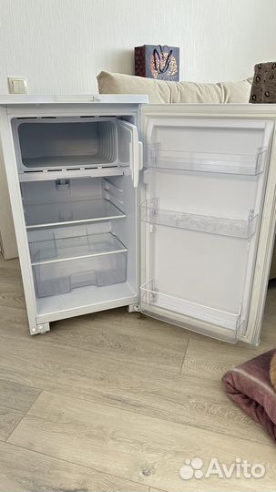 Холодильник Бирюса