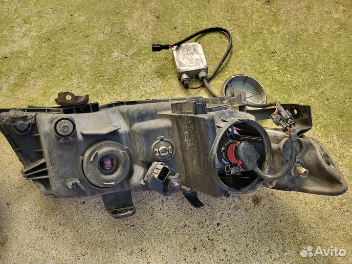 Продам фары передние хонда аккорд 7