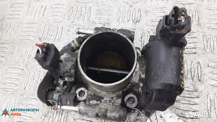 Заслонка дроссельная Toyota Avensis