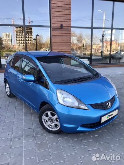 Honda Fit 1.3 CVT, 2008, 132 280 км