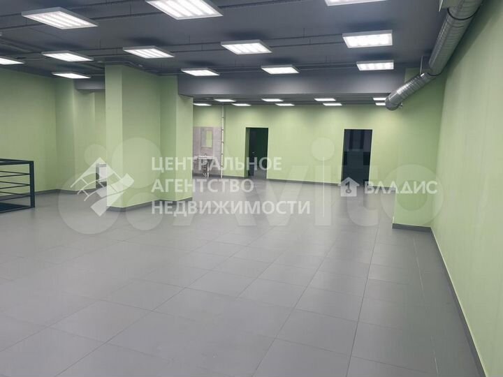 Продам торговое помещение, 323.2 м²