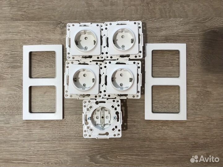 Розетка двойная EKF 16 А, с защитной,с заземлением