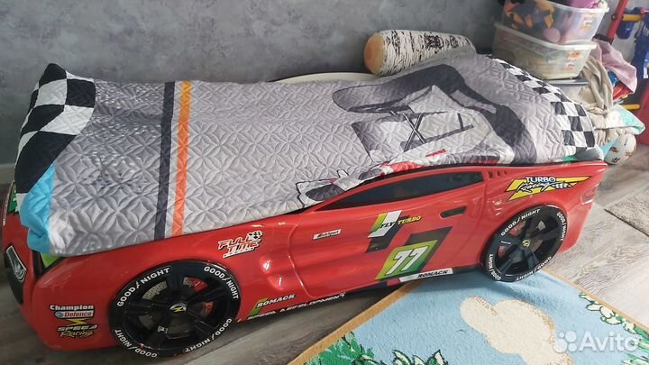 Детская кровать Машинка бу