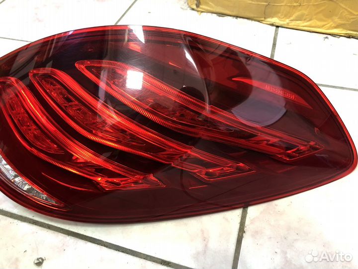 Задний правый фонарь Mercedes S222 W222 2017г