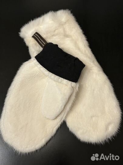 Варежки из меха норки белые