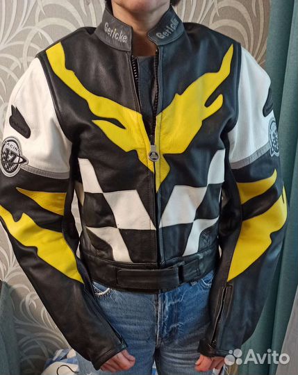 Мотокуртка