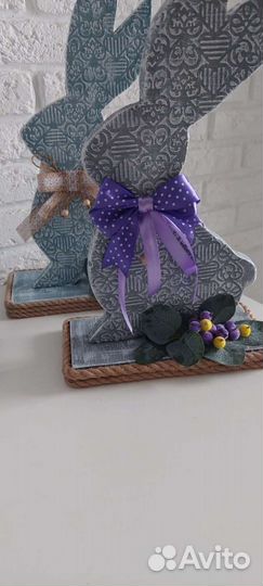 Декоративный пасхальный заяц