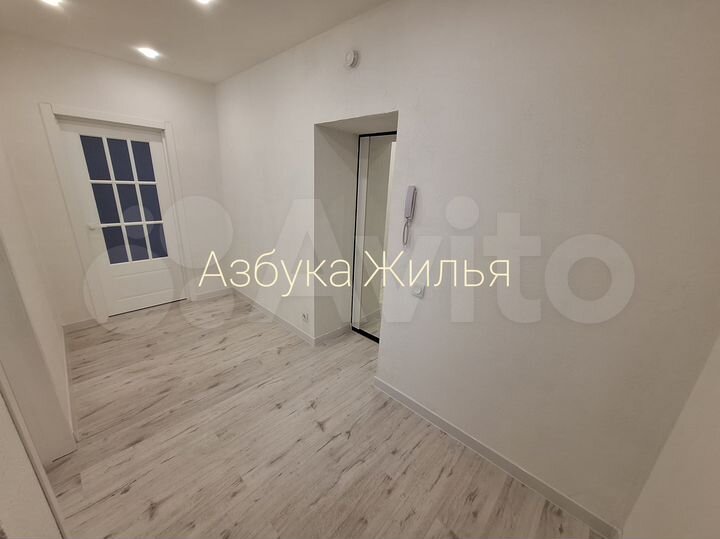 2-к. квартира, 54,5 м², 1/9 эт.