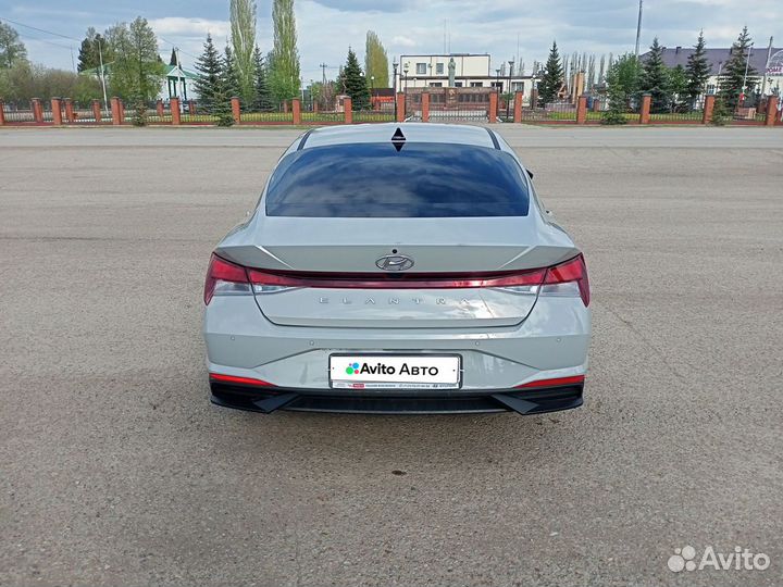 Hyundai Elantra 1.6 AT, 2021, 45 400 км