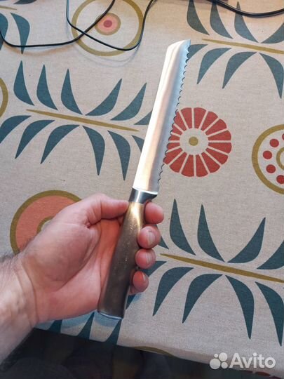 Большой хлеборезный нож французской фирмы Vitesse