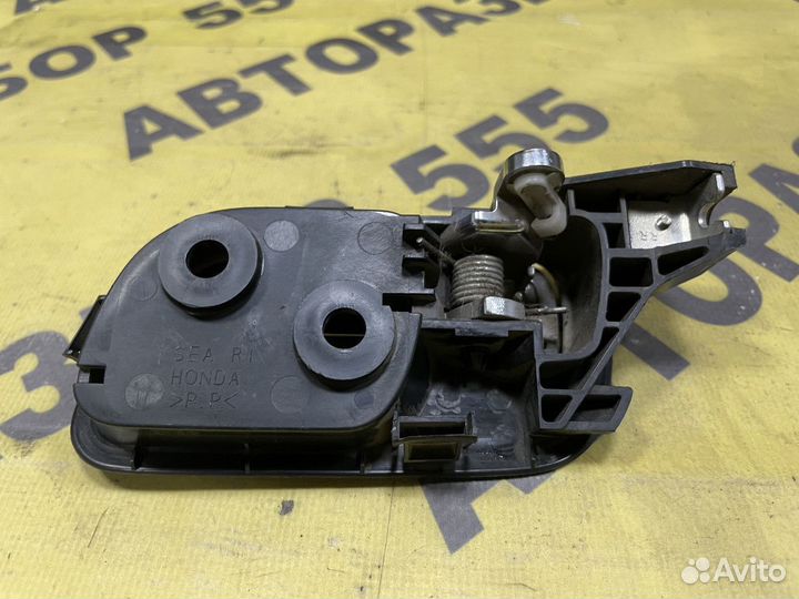 Ручка задняя правая внутренняя Honda Accord 7