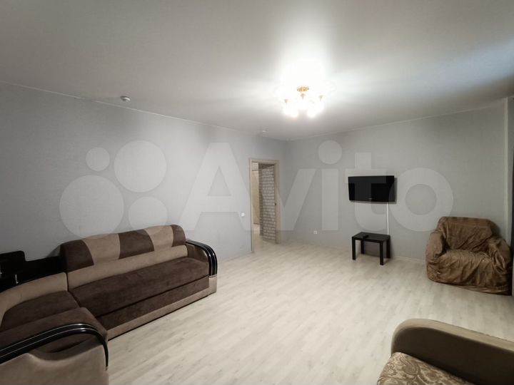 2-к. квартира, 78 м², 6/23 эт.