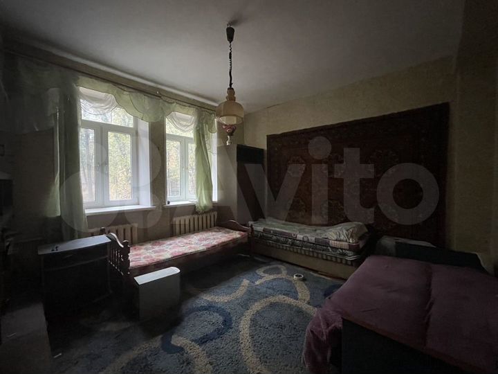 3-к. квартира, 69 м², 1/3 эт.